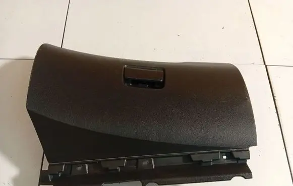 Peugeot 207 Glove box 9654373777