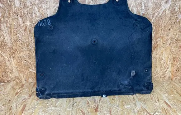 Audi A4 S4 B9 8W Engine splash shield/under tray 8W0863822B