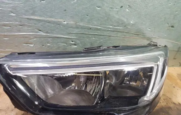 Opel Crossland X Headlight/headlamp 13467969