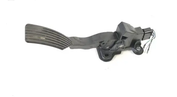 Mitsubishi Outlander Accelerator throttle pedal 1600A115