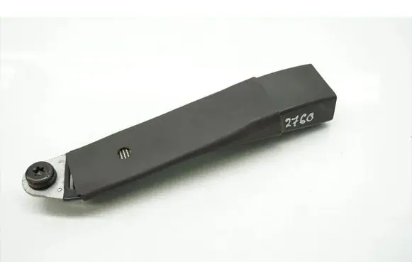 Jeep Patriot Front seatbelt buckle