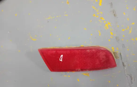 Nissan Note (E11) Rear tail light reflector 25024740