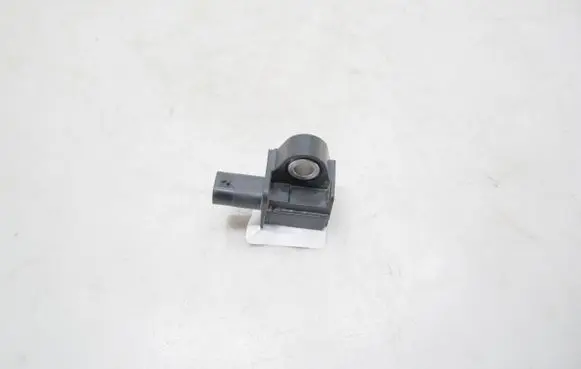 Volkswagen Golf VII Airbag deployment crash/impact sensor 5Q0959651 016534391