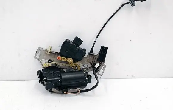 Chrysler Town & Country V Sliding door lock 3017171 687AA B1411080920