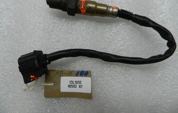 Mercedes-Benz B W245 Lambda probe sensor 0045420718 0258006749