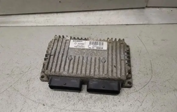 Renault Scenic I Gearbox control unit/module 8200071845 7700110261 S105280024A