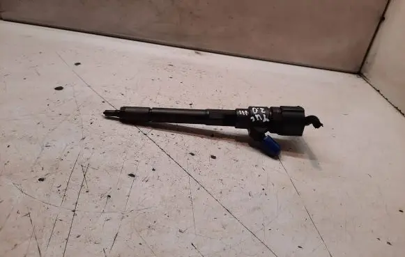 Hyundai Tucson JM Fuel injector 0445110258