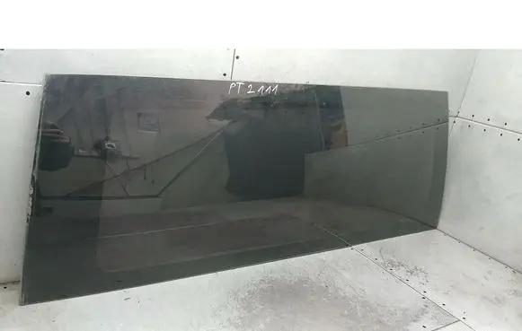 Honda HR-V Rear side window 