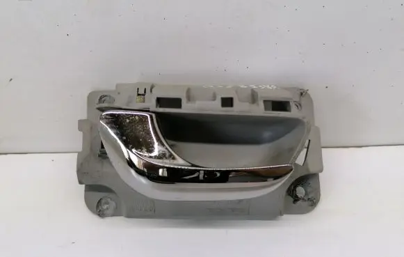 Volvo S80 Front door interior handle 09170045