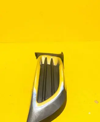 Citroen C3 Picasso Front bumper lower grill 9682332377
