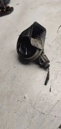 Volkswagen Golf V Horn signal 001157