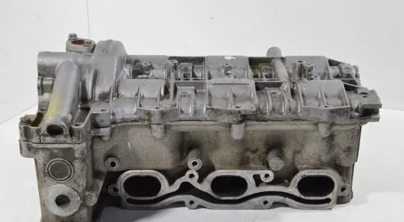 Porsche 911 996 Engine head 99610400402 99610400403 99610400405