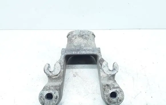 Volvo S90, V90 Front shock absorber mounting bracket 32269258