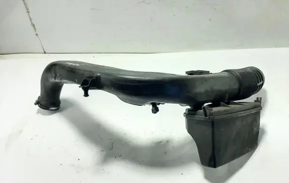 Volvo XC70 Intercooler hose/pipe 31370891 70511693