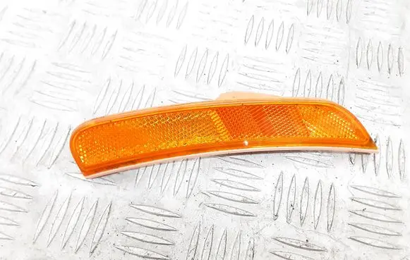 Chrysler Pacifica Front reflector 68229423AA