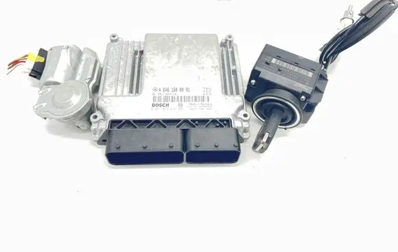 Mercedes-Benz C W203 Engine ECU kit and lock set A6461500091 2095452308