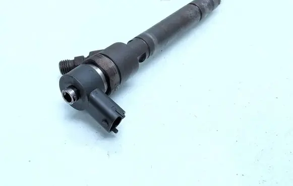 Volvo XC90 Fuel injector 30750283 0445110251