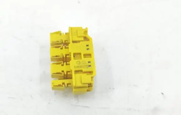 Mercedes-Benz C W204 Seat wiring loom A0035408281