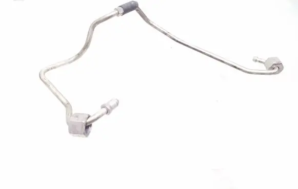 BMW 5 F10 F11 Fuel injector supply line/pipe 