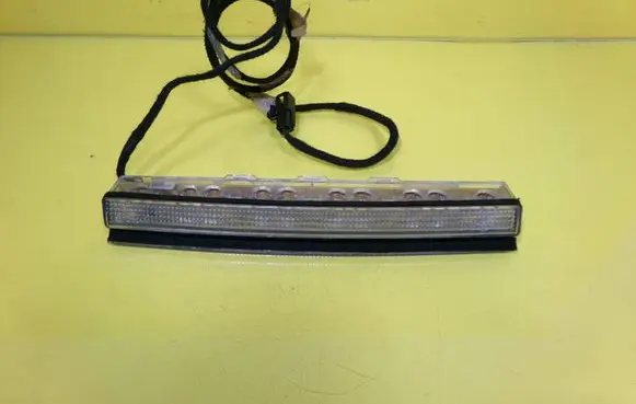 Lancia Thesis Third/center stoplight 156020279 28410001