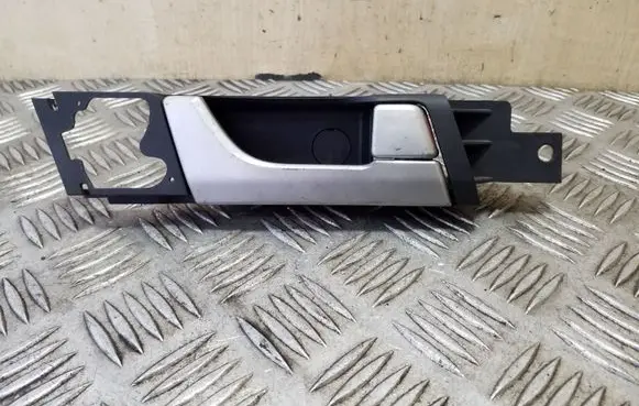 Chevrolet Captiva Rear door interior handle SWC200412