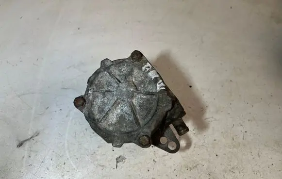 BMW 3 E46 Vacuum pump 96110885
