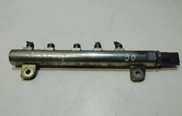 Fuel main line pipe