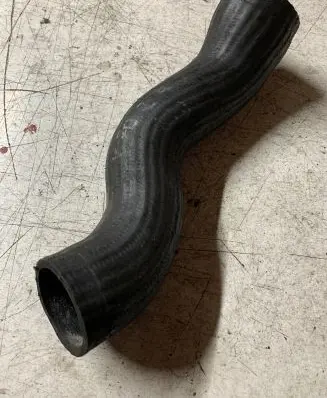 Volvo V70 Intercooler hose/pipe