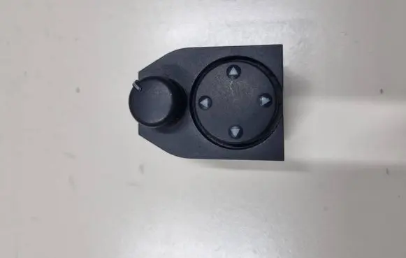 Audi A3 S3 8P Wing mirror switch 8D0959565A