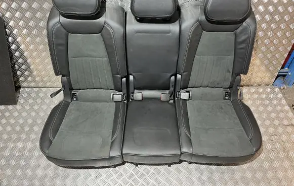 Skoda Karoq Second row seats VW27690