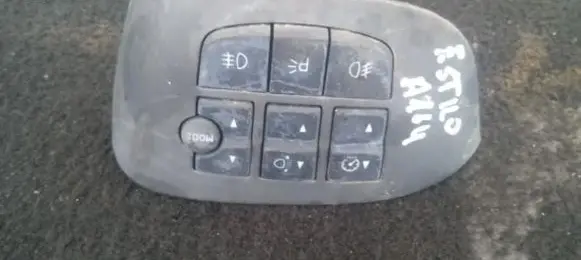 Fiat Stilo Fog light switch b569 5001