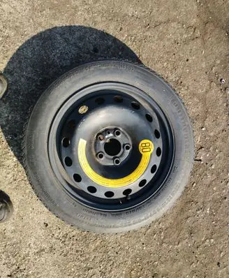 Alfa Romeo 156 R15 spare wheel 