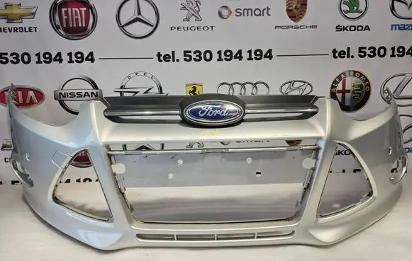 Ford Focus Front bumper BM5117757A