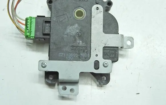 Suzuki SX4 Air flap motor/actuator CZ113800-2380