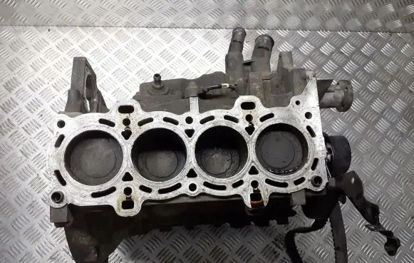 Mazda 2 Engine block 4M5G6015