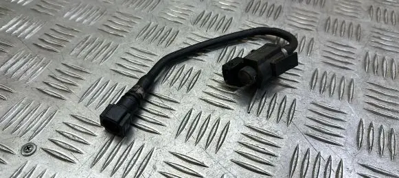 Jaguar XF Vacuum valve 70435600