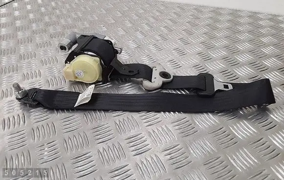 Mazda 3 II Front seatbelt T89406T E40438074