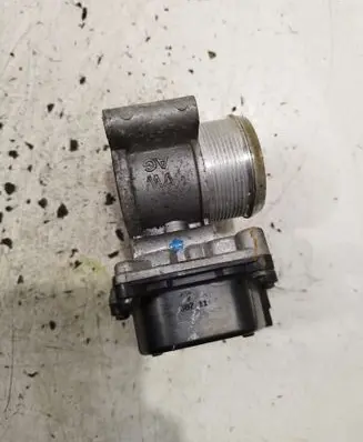 Skoda Octavia Mk2 (1Z) Throttle valve 03L128063Q