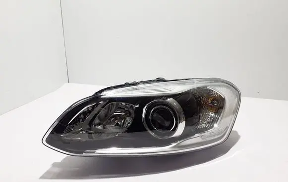 Volvo XC60 Headlight/headlamp 31698808