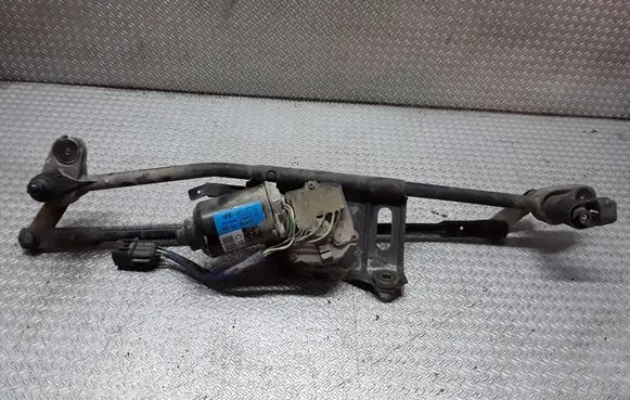 Hyundai Elantra Front wiper linkage and motor 981102D911