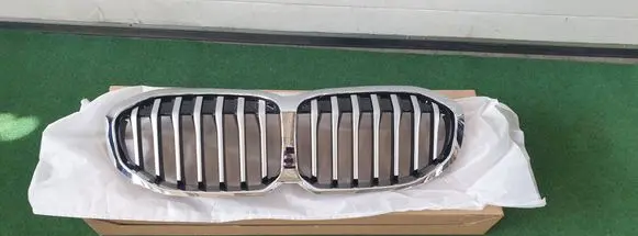 BMW 1 F40 Front grill 5A39367