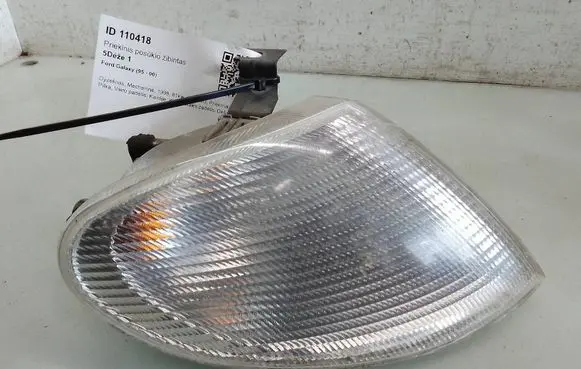 Ford Galaxy Front indicator light 