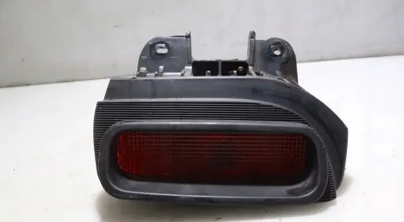 Toyota Hiace (H200) Third/center stoplight 