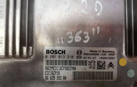 Citroen C5 Engine control unit/module 9662935580 9662489680 0281013210