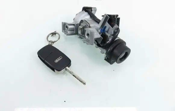 Audi A3 S3 8P Ignition lock 1K0905851