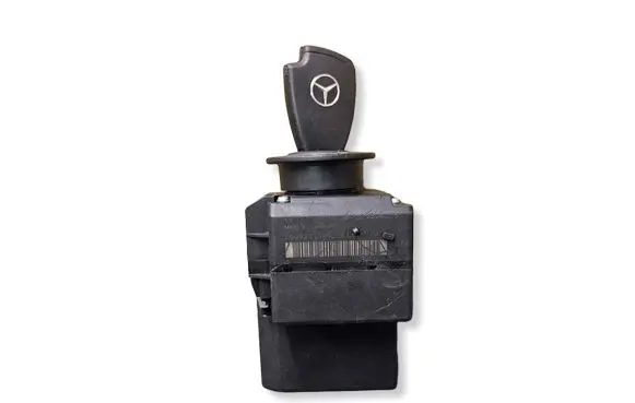 Mercedes-Benz C W203 Ignition lock 2035450608