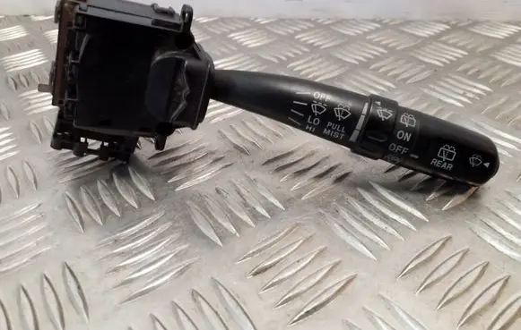 Subaru Legacy Wiper control stalk