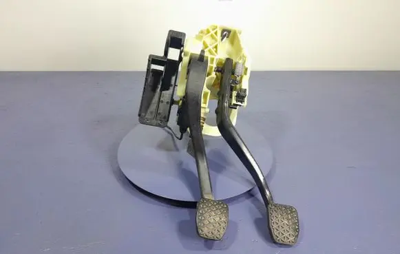BMW 5 E60 E61 Accelerator throttle pedal 9144253