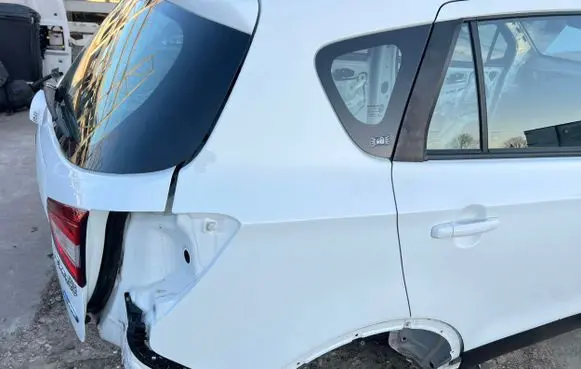Suzuki SX4 S-Cross Rear quarter panel 