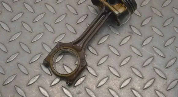 Piston